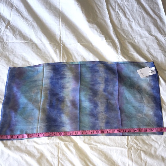 Galitzine Blue/Purple Ombre TieDyeDesign Scarf - Picture 5 of 7